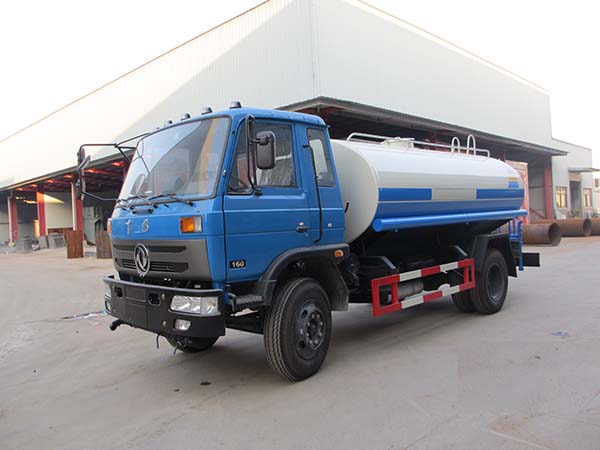 現(xiàn)車 東風145（8-12噸）灑水車