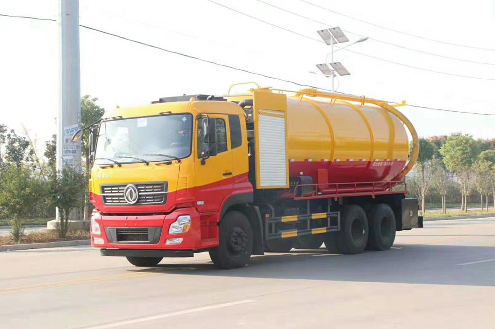 東風(fēng)天龍后八輪國六清洗吸污車帶副發(fā)動機圖片2