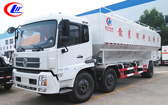 30立方東風(fēng)天錦小三軸<a href=http://www.vxim.cn/siliaoche/ target=_blank class=infotextkey>飼料車</a>